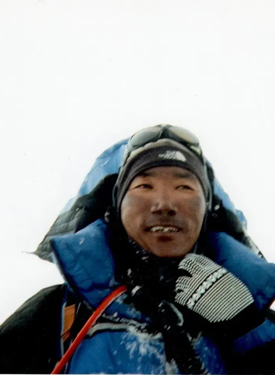 Kami_Rita_Sherpa_Mt_Everest_Summit_May_2010 (1)