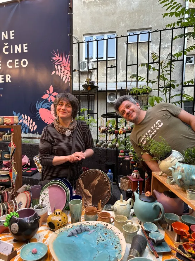 Bozanstveni bazar 01