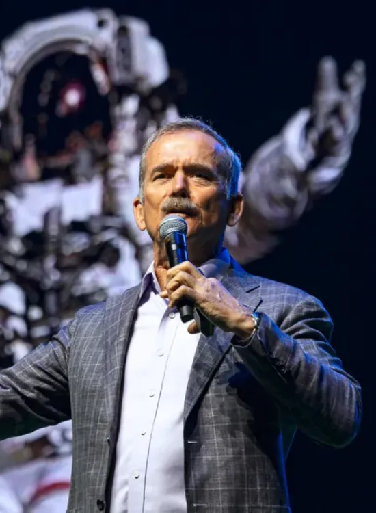 12. Credit Starmus and Max Alexander