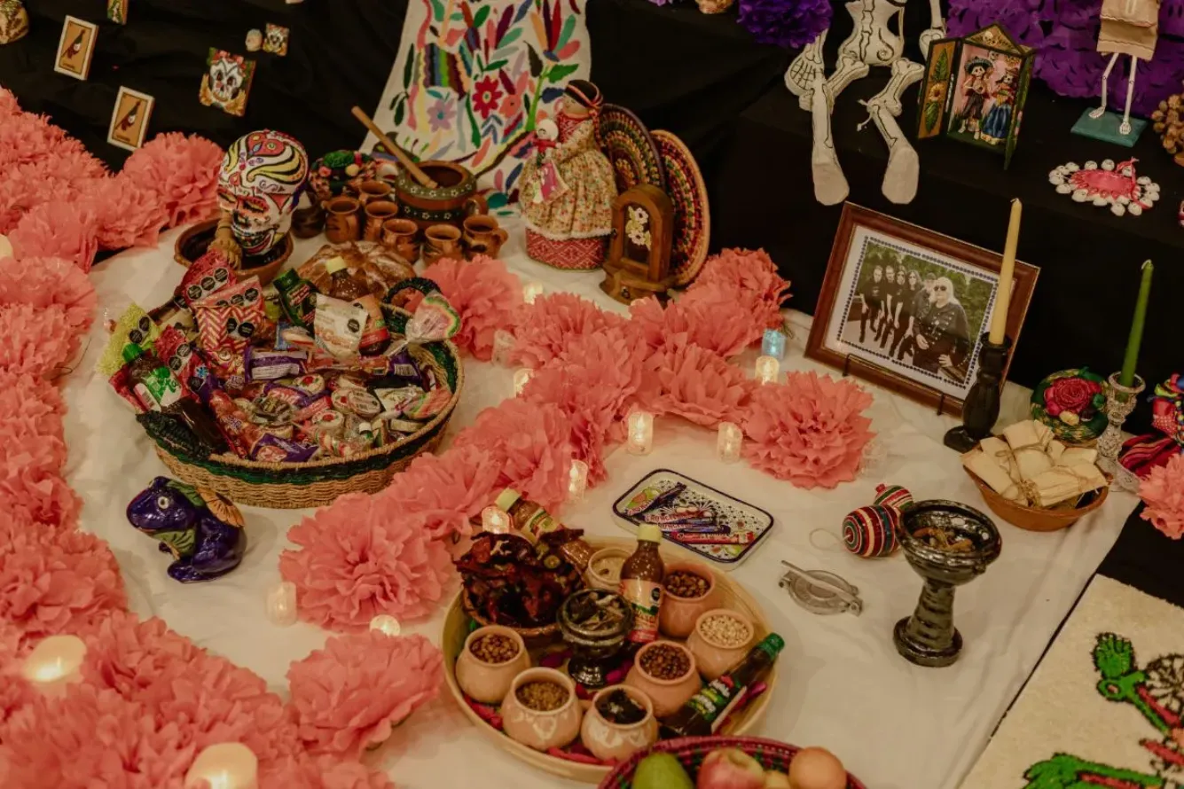 Detalji na oltaru mrtvih, Foto Tanja Drobnjak