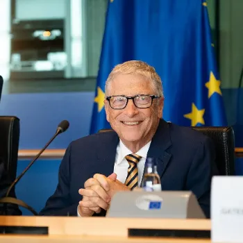 Exchange_of_views_with_Bill_Gates,_Chair_of_the_Gates_Foundation_(54639626735)