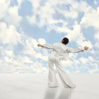 pantone-cloud-dancer-color-year-2026-designboom-04