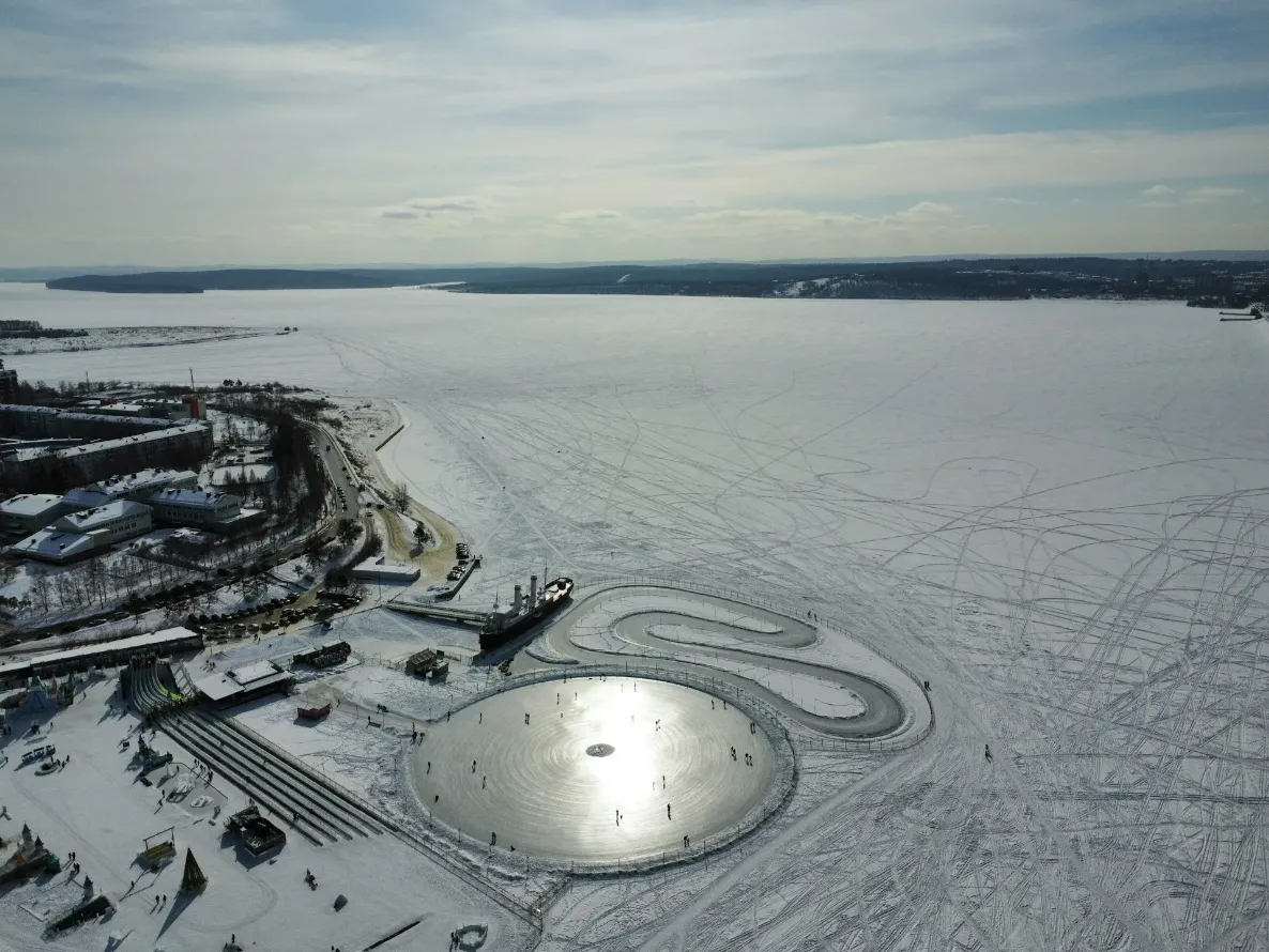 stas-serebrennikov-jh87aDtPRq0-unsplash