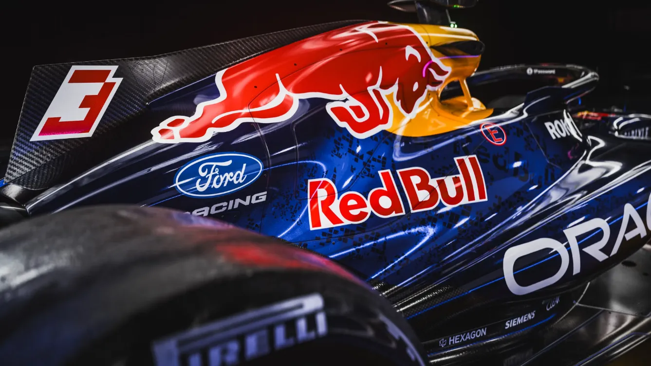 Oracle_Red_Bull_Racing_Livery_Formula_1_16